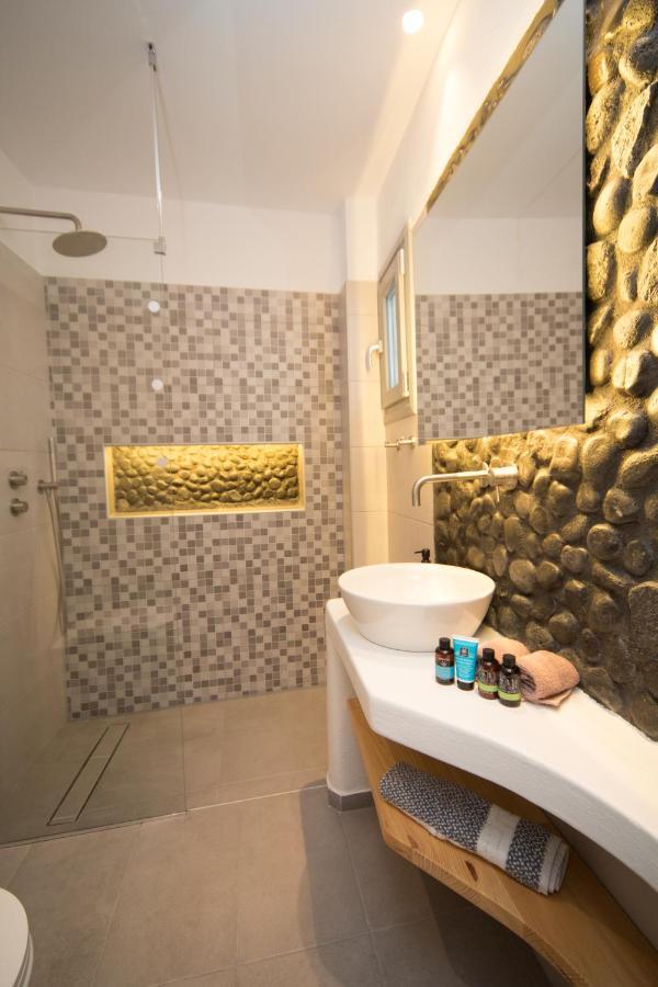 Eunoia Apartments ثيرا المظهر الخارجي الصورة